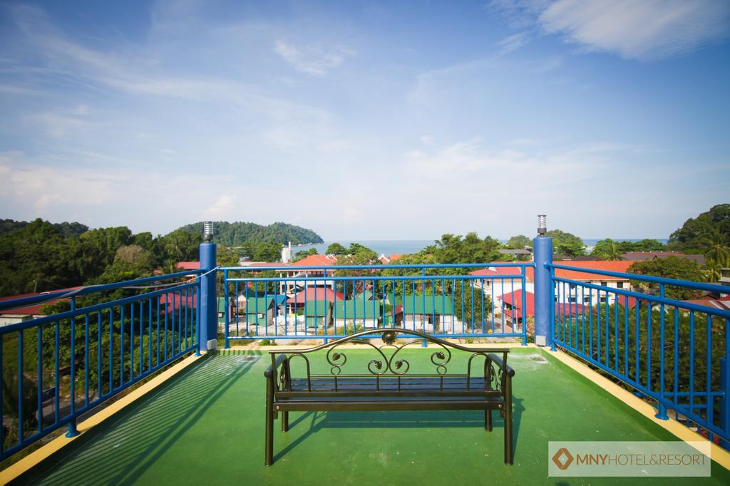 Mny Hotel & Resort Кампунг-Телюк-Ніпа Екстер'єр фото